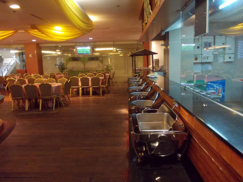 Quality Hotel Shah Alam Exterior foto